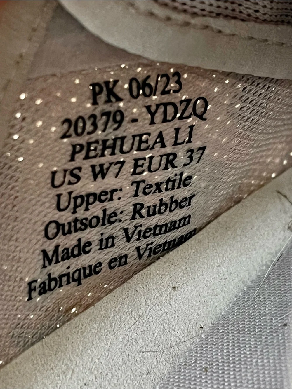 OluKai Women's Pehuea Li Sneakers - Cloudy/Pa'i Print - Size 7